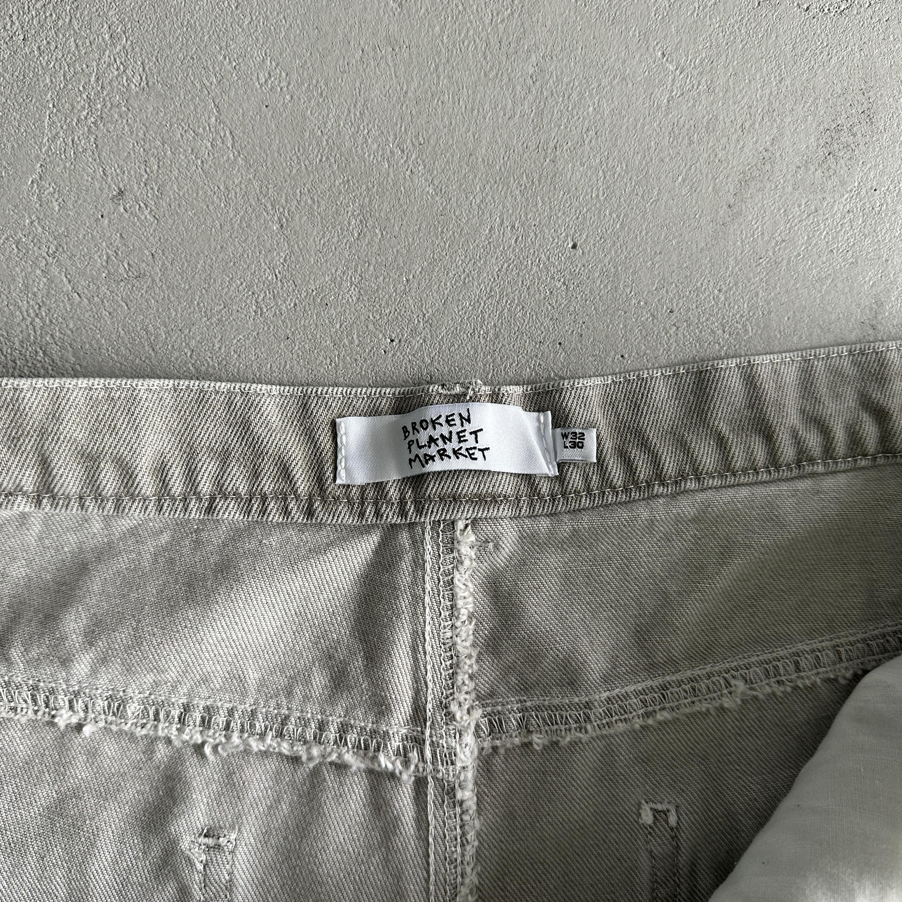 Broken P White Star Pants