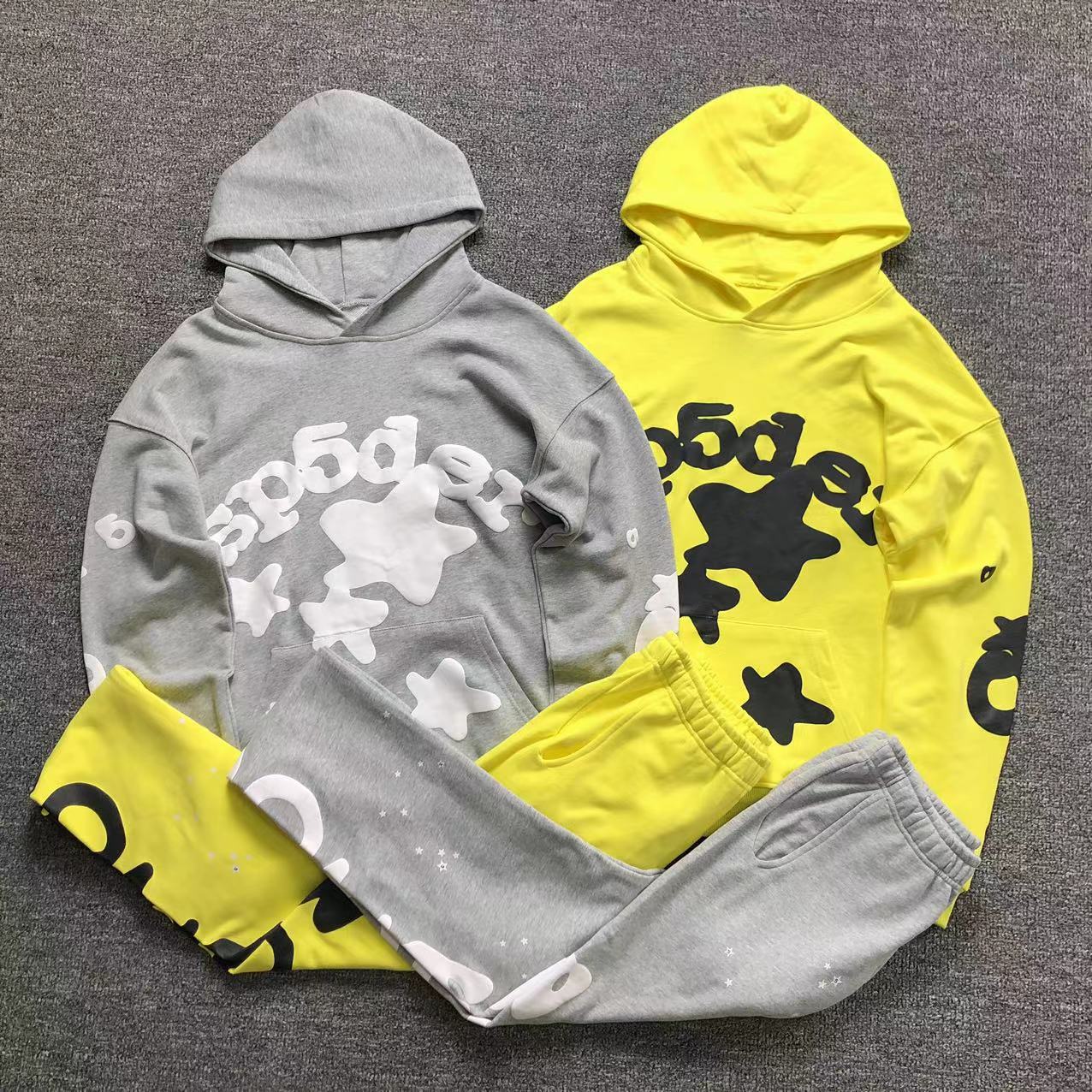 Sp5der Suit