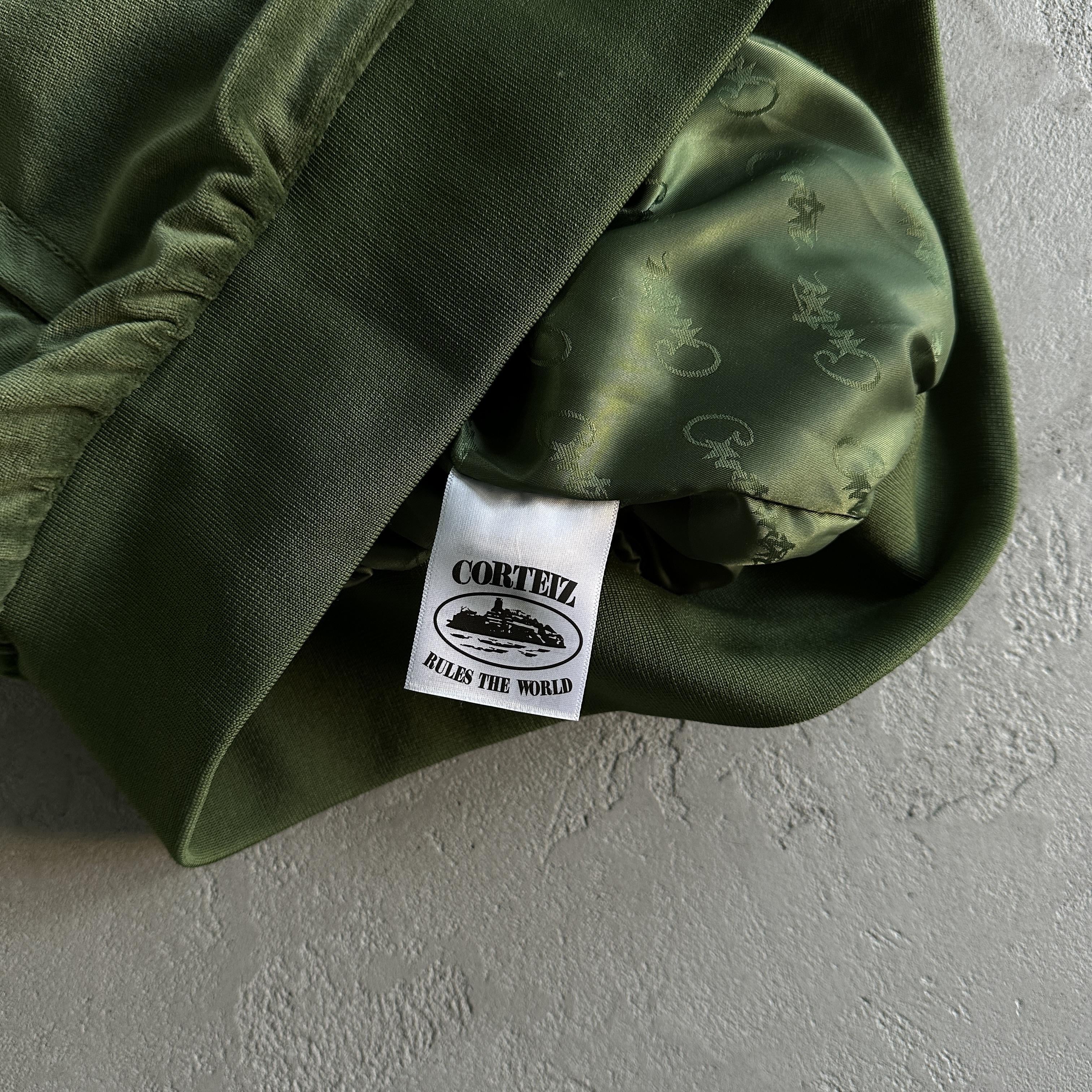 Corteiz Velvet Trackset Green